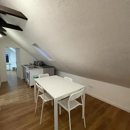 Schoene Mit Parkplatz Appartamento Hannover